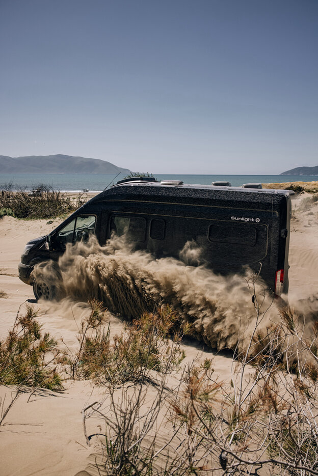 SUNLIGHT CLIFF 590 4x4 Adventure Edition | © SUNLIGHT