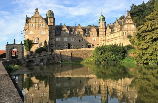 © Hamelin, castillo de Hämelschenburg  © Deutsche Märchenstraße