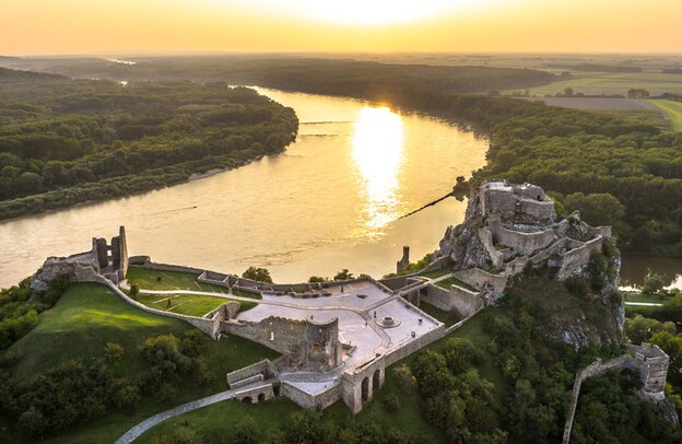 © Castillo de Devin Bratislava  © Bratislava Tourist Board
