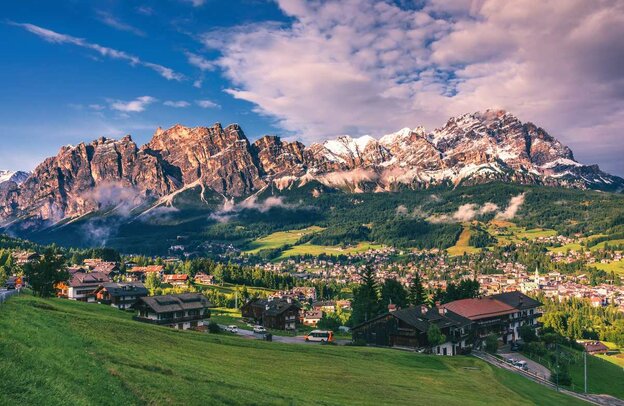 Cortina d'Ampezzo, ruta de los Dolomitas: la gran vuelta con autocaravana | © Cortina d'Ampezzo, Foto: daliu - stock.adobe.com