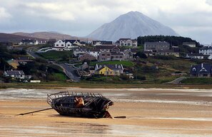 Cara Na Mara, Bunbeg | © Cara Na Mara, Bunbeg, Photo by John Daye at the English Wikipedia, CC BY-SA 3.0, Wikimedia, curid=11334327