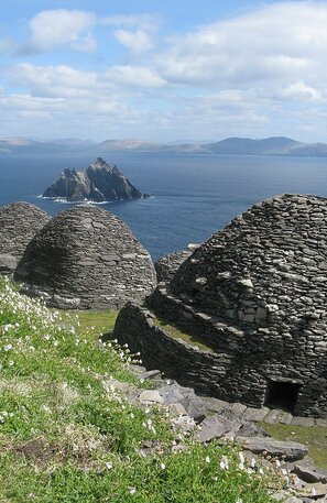 Skellig Michael | © Skellig Michael, Photo by Towel401 - Own work, CC BY-SA 4.0, Wikimedia, curid=41989094