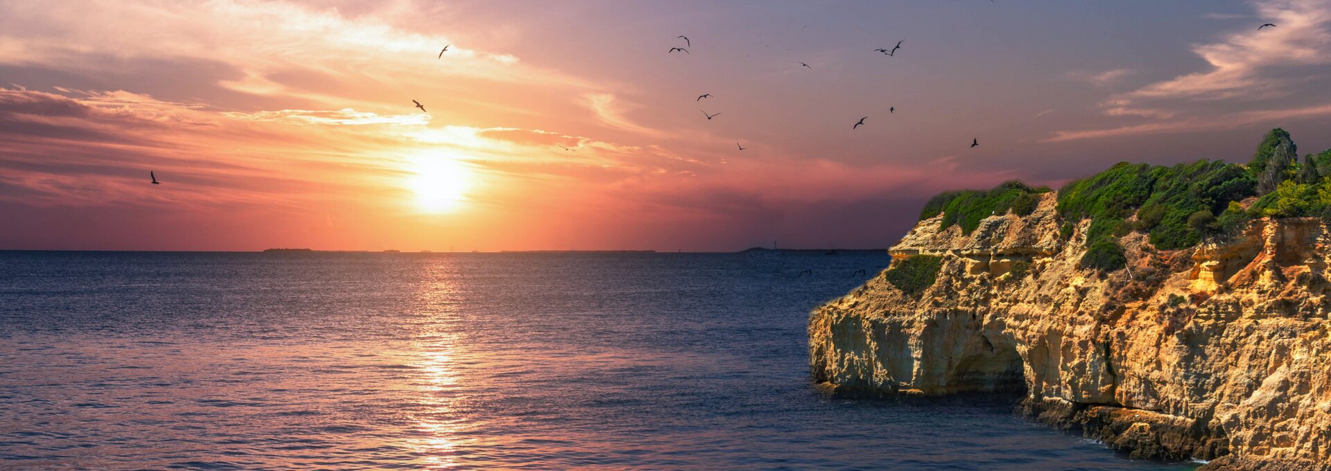 Algarve - Portugal | © Algarve - Portugal | defpics stock.adobe.com Algarve - Portugal | © Algarve - Portugal | defpics stock.adobe.com