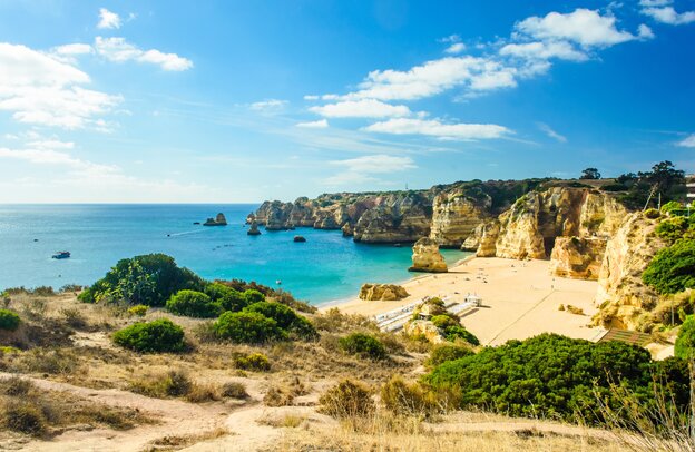Praia do Castelo - Albufeira | © Praia do Castelo - Albufeira | samael334 stock.adobe.com