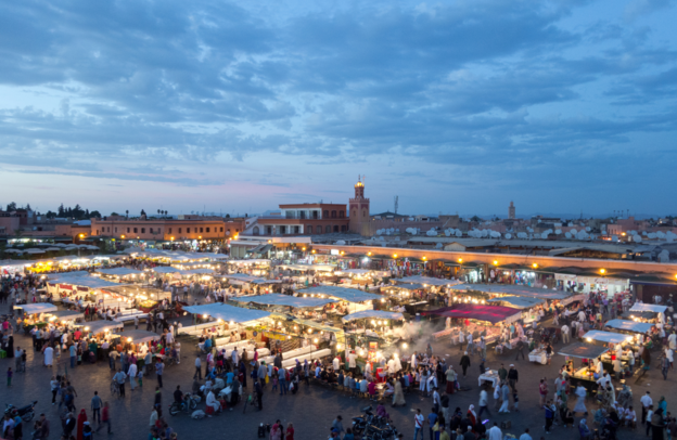 Plaza de Yamaa el Fna - Marrakech | © Plaza de Yamaa el Fna - Marrakech - Foto: Boris Macek, CC BY-SA 3.0, via Wikimedia Commons